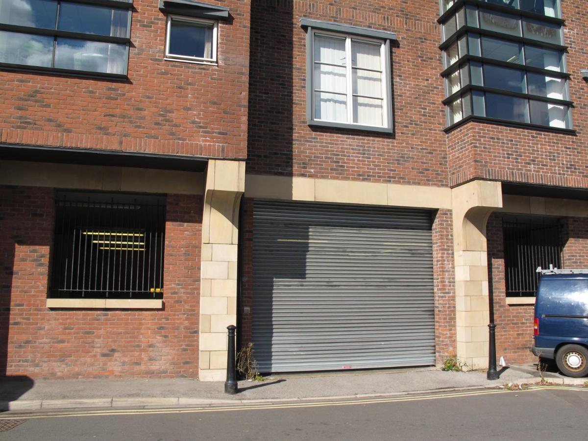 Churchill Two Bedroom Apartments With Free Parking And The Minster View York Extérieur photo