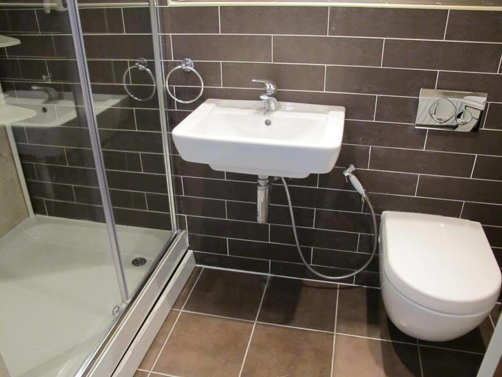 Churchill Two Bedroom Apartments With Free Parking And The Minster View York Extérieur photo
